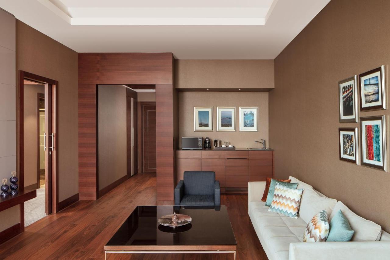 เชอราตัน แกรนด์ อิสตันบูล อทาเซฮีร์ Hotel ภายนอก รูปภาพ