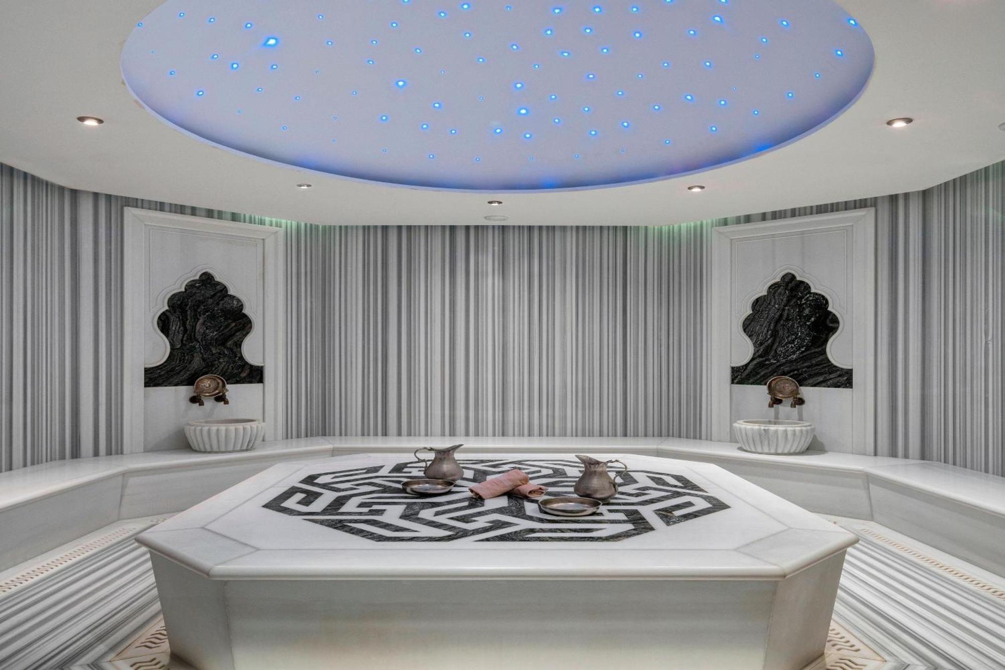 เชอราตัน แกรนด์ อิสตันบูล อทาเซฮีร์ Hotel ภายนอก รูปภาพ